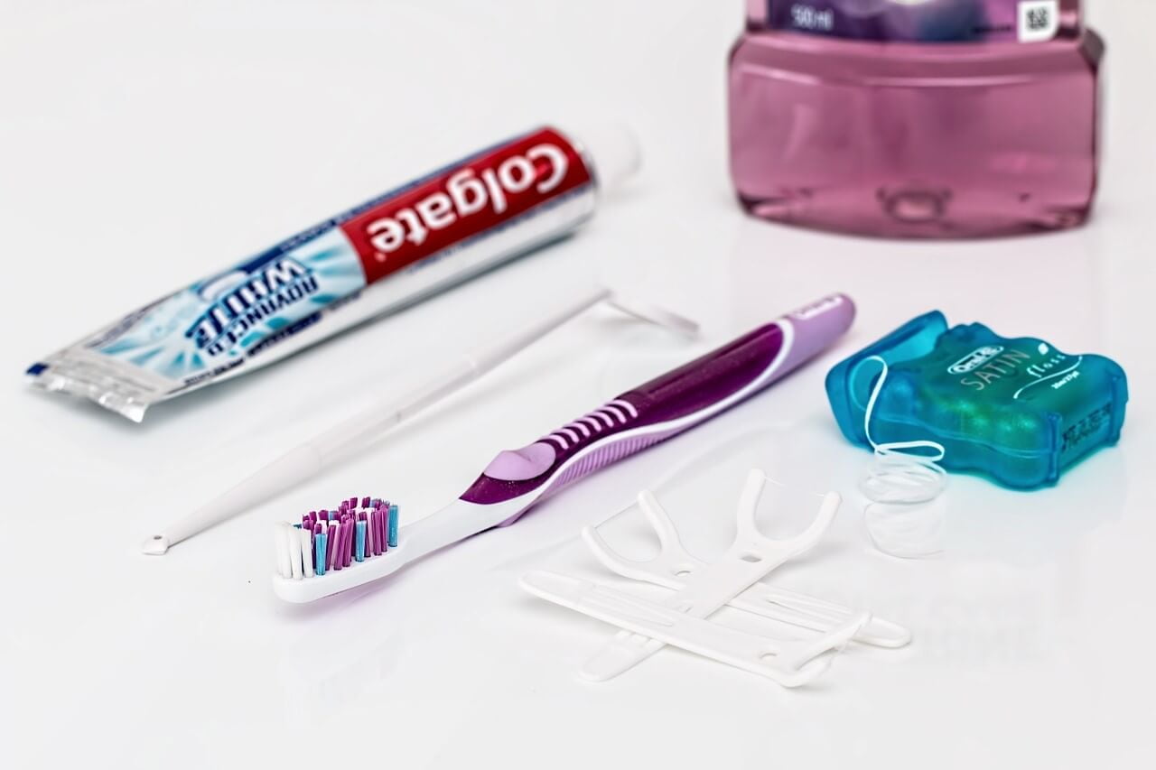 10 mýtů o zubech - Dentistico zubaři Praha